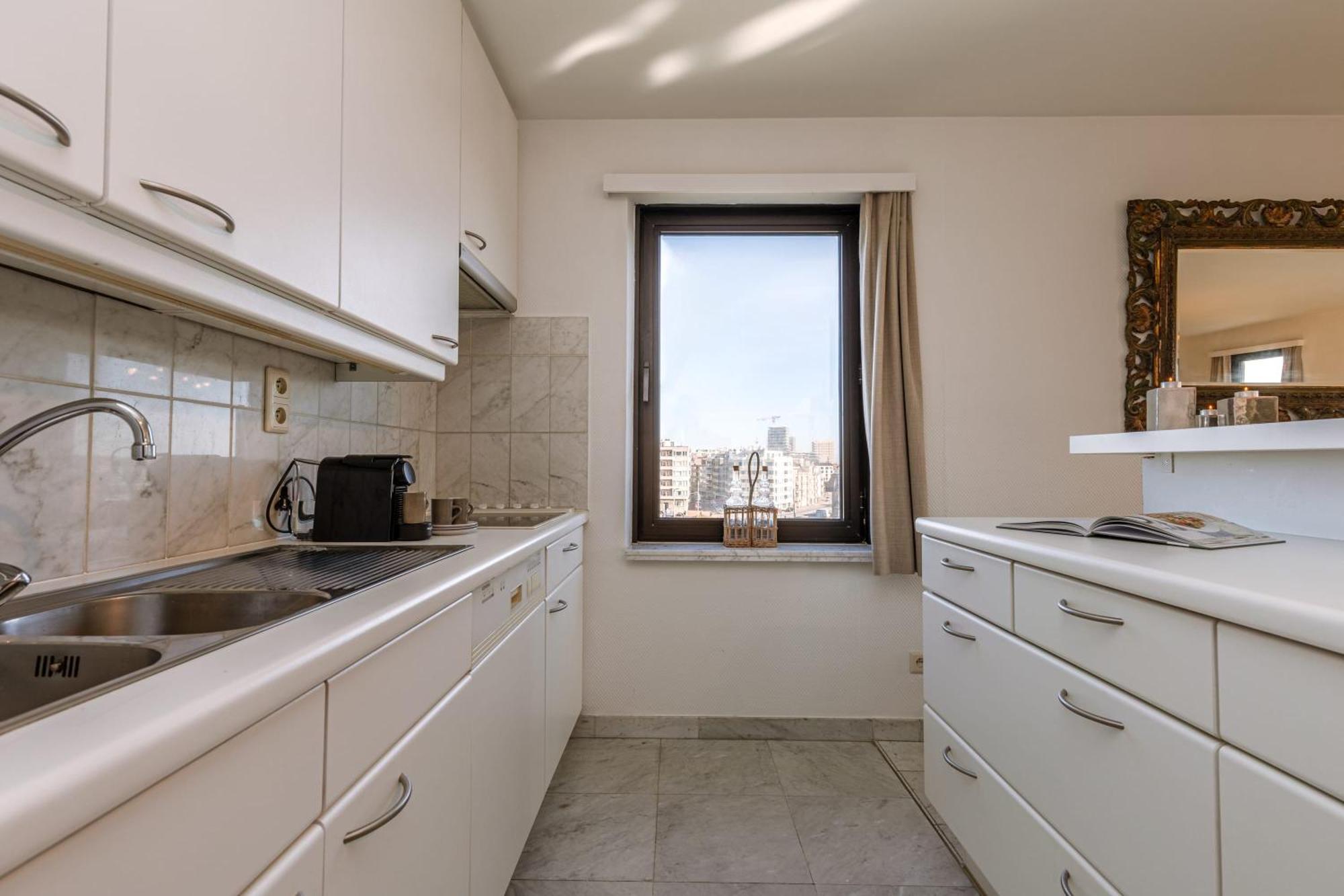 Huswell - Spacious & Modern Sea View Apartment With Garage Oostende Exterior foto